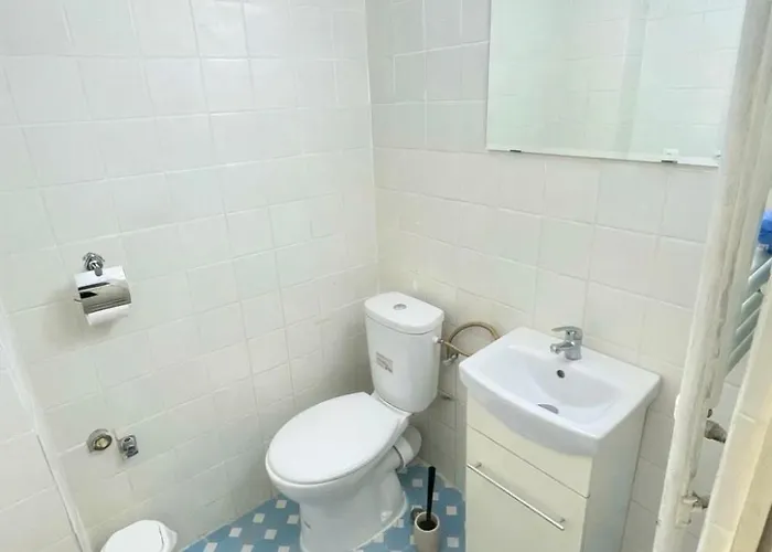 Moove13 - Piata Victoriei, Modern Ultra 布加勒斯特