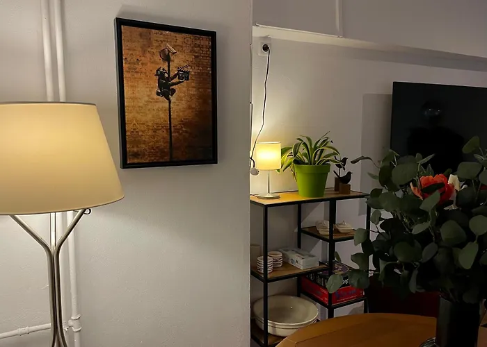 Moove13 - Piata Victoriei, Modern Ultra *